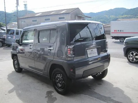 Daihatsu Taft