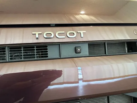 Daihatsu Mira Tocot
