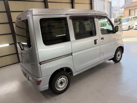 Daihatsu Hijet Cargo