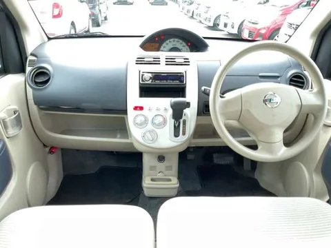 Nissan Otti