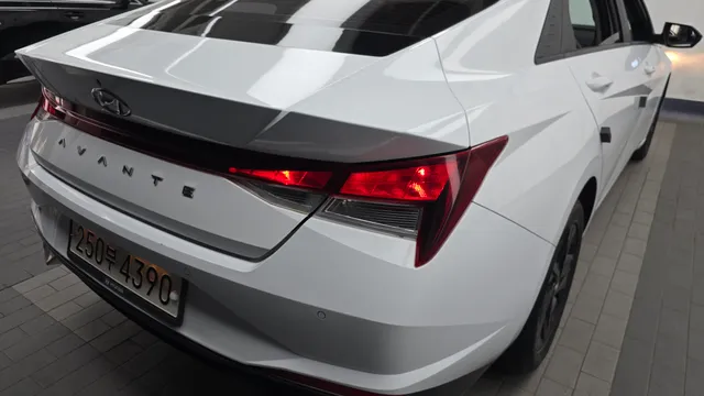 Hyundai Elantra (Avante)