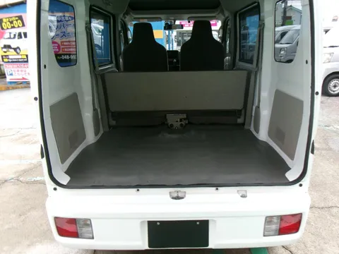 Mitsubishi Minicab Van