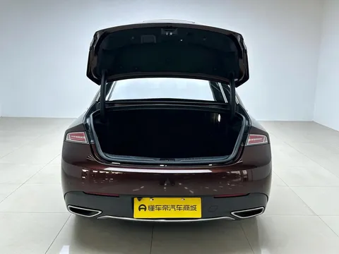 Lincoln MKZ