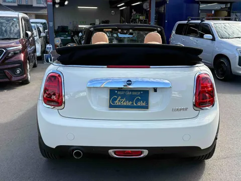 MINI Cooper Convertible
