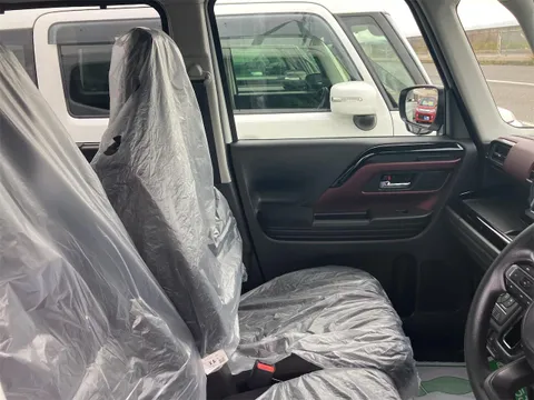 Suzuki Spacia Custom