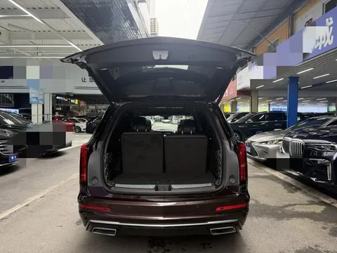 Cadillac XT6