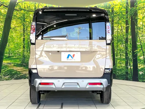 Mitsubishi Delica Mini