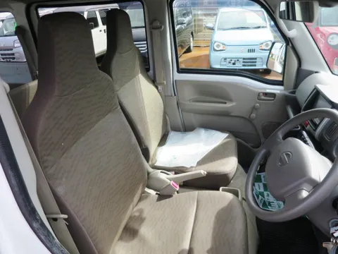 Nissan Clipper