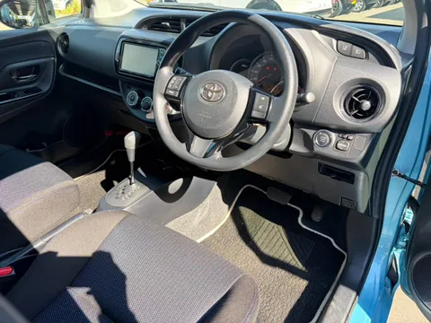 Toyota Yaris (Vitz)