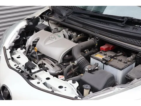 Toyota Yaris (Vitz)