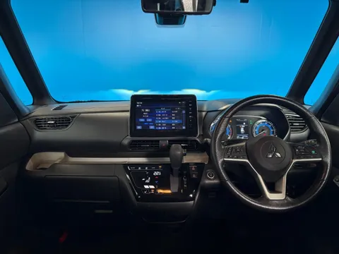 Mitsubishi Delica Mini