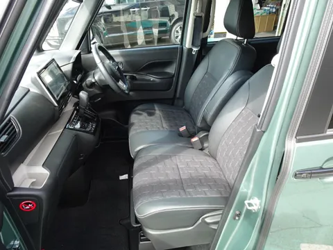 Mitsubishi Delica Mini
