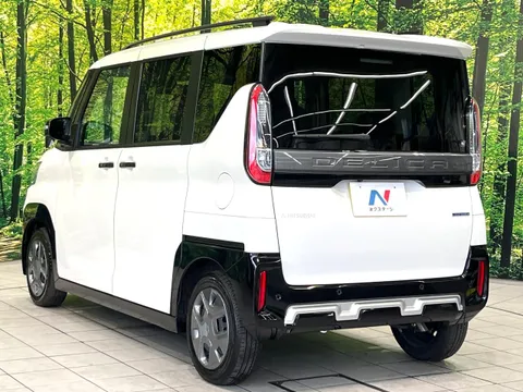 Mitsubishi Delica Mini