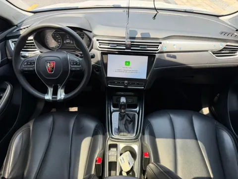 Roewe i5