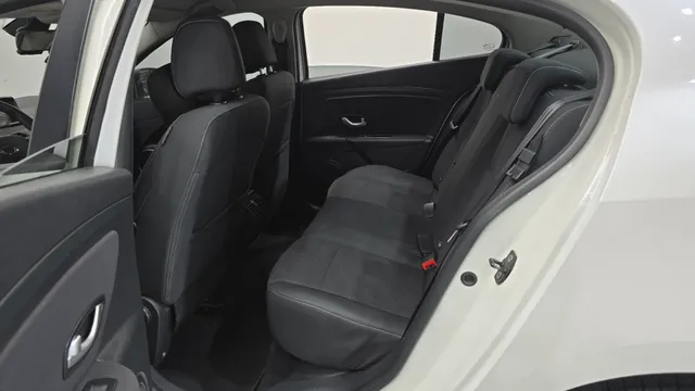 Renault SM3