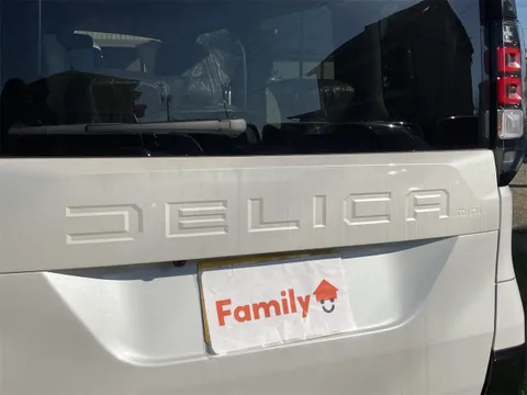Mitsubishi Delica Mini