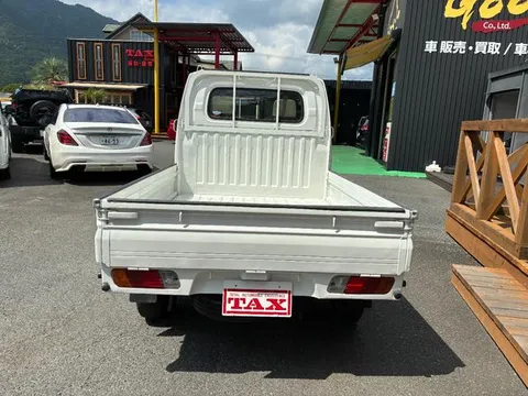 Mitsubishi Minicab Truck