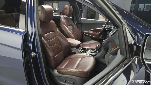 Hyundai Grand Santa Fe (Maxcruz)