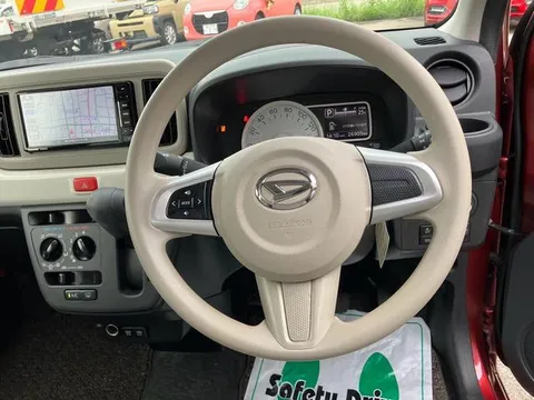 Daihatsu Mira Tocot