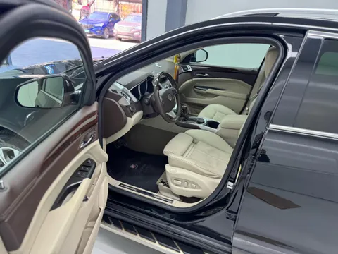 Cadillac SRX