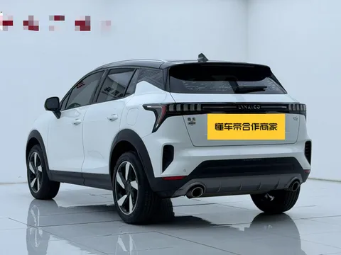 Lynk & Co Lynk & Co 06
