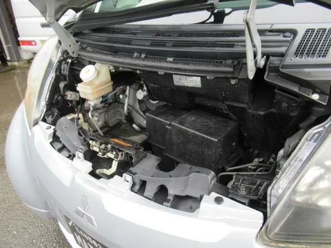 Mitsubishi I