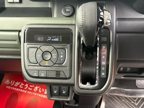 Suzuki Spacia Gear