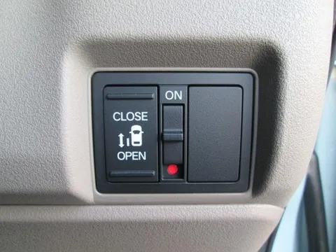Honda N-BOX Joy