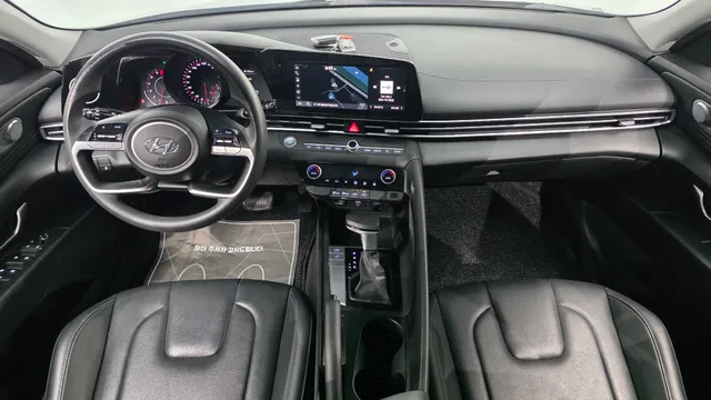 Hyundai Elantra (Avante)