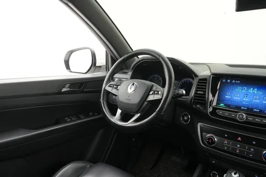 SsangYong Rexton Sports