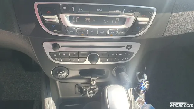Renault SM3