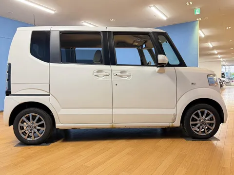 Honda N-BOX Plus