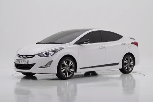 Hyundai Elantra (Avante)
