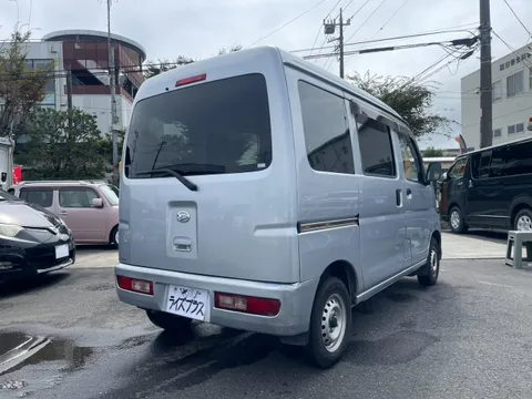 Daihatsu Hijet Cargo