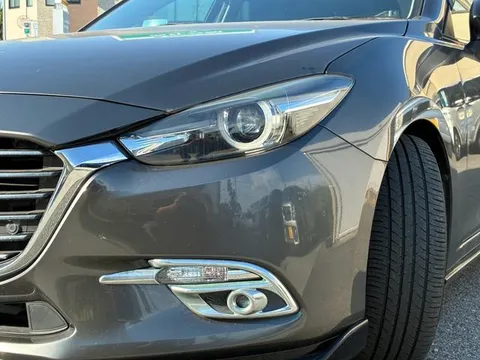 Mazda Axela Sport