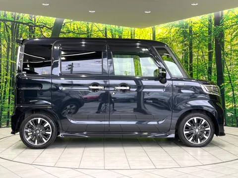 Suzuki Spacia Custom