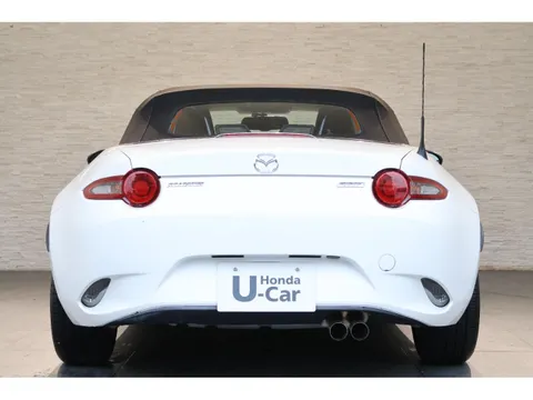 Mazda MX-5 (Roadster)