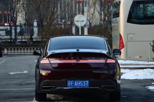 Lincoln MKZ
