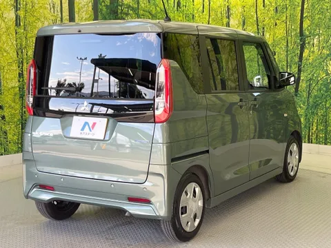 Mitsubishi eK Space