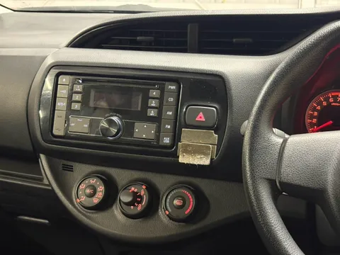Toyota Yaris (Vitz)