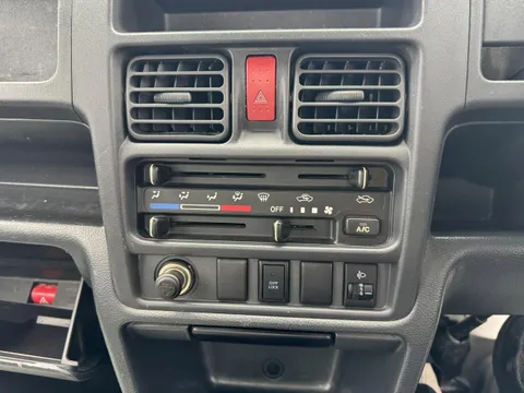 Mitsubishi Minicab Truck