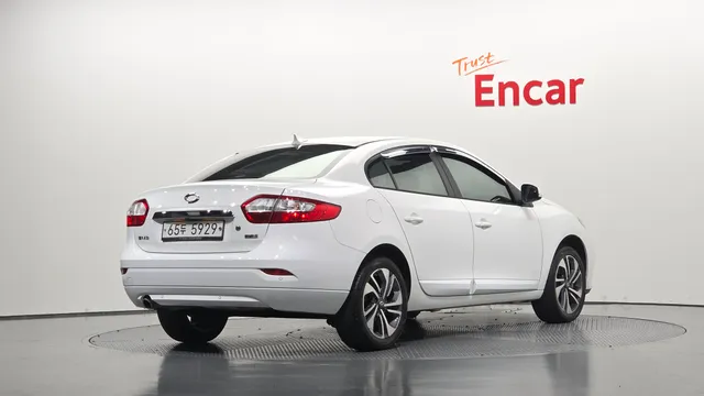 Renault SM3