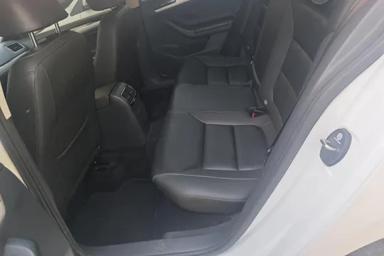 Volkswagen Sagitar