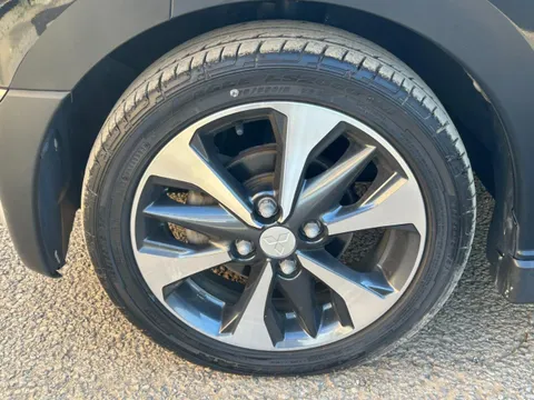 Mitsubishi eK X