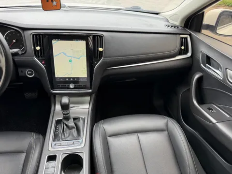 Roewe i6 Classic