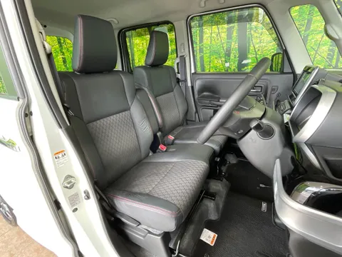 Suzuki Spacia Custom