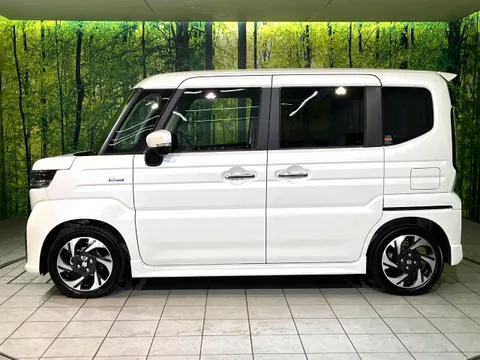 Suzuki Spacia Custom