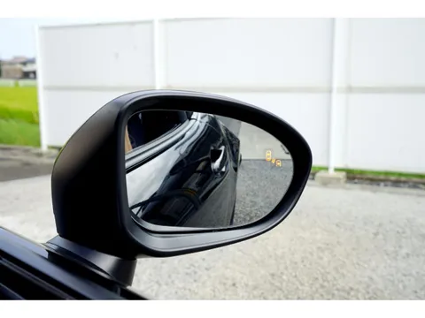 Mazda MX-5 (Roadster)