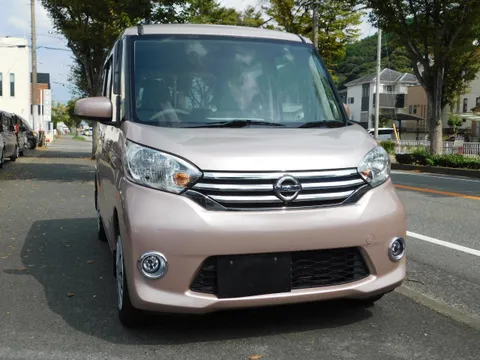 Nissan Dayz Roox