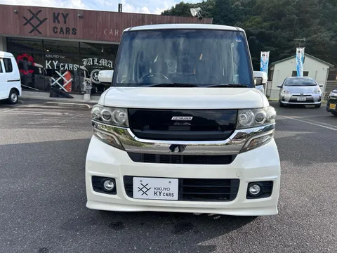 Honda N-BOX Plus Custom